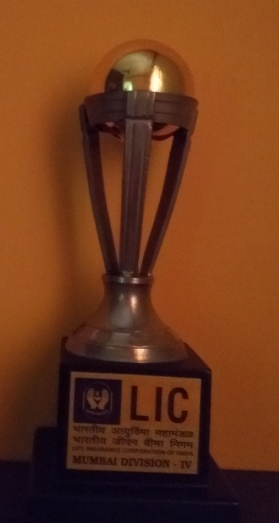 Trophy from LIC